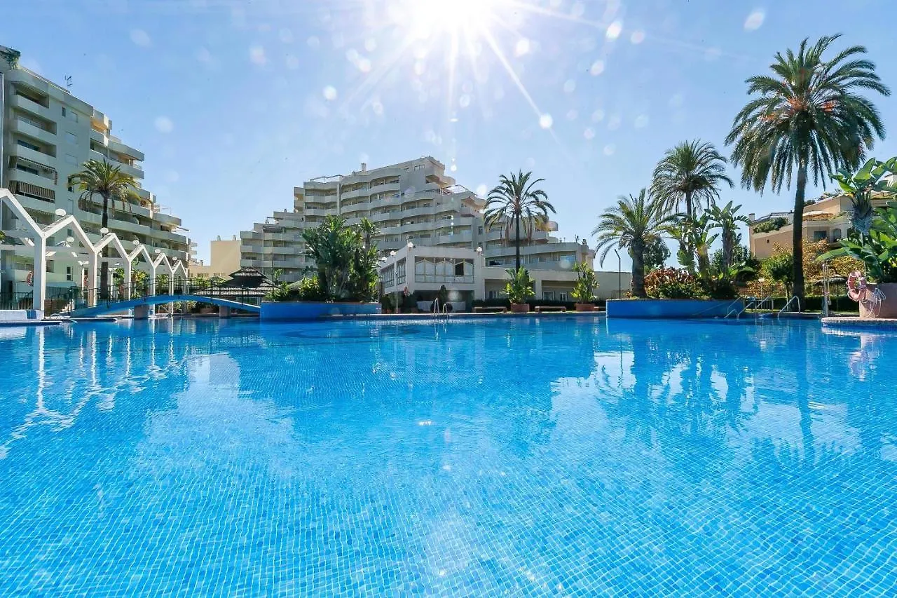 Sea View Apartment In Benalmadena, Shared Pool 0*, בנאלמדנה